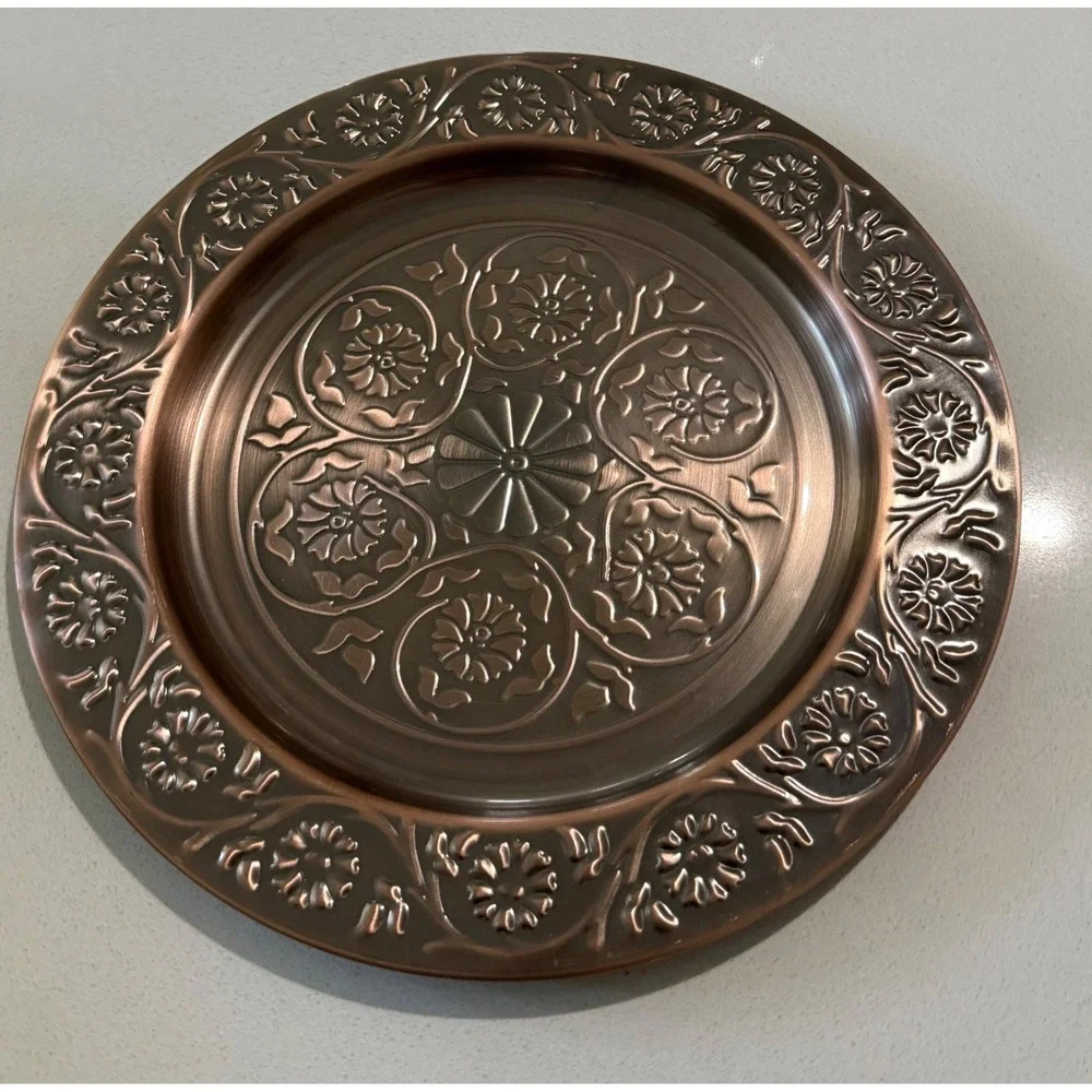 Vintage Aramco Imports Inc Copper Embossed Floral Metal Trays set of 2 11.5
